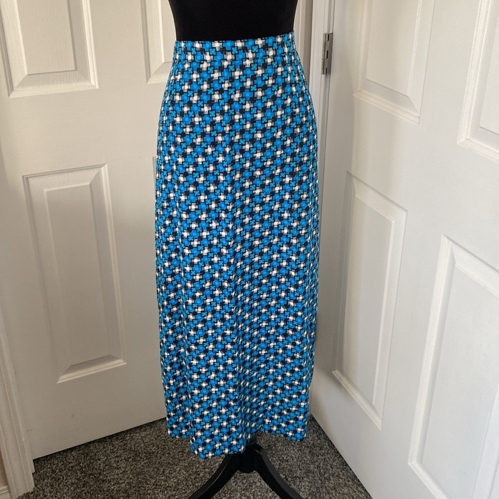 Sag Harbor Y2k Blue Geometric Patterned Maxi Skirt.